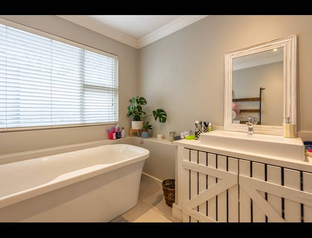 3 BEDROOM HOUSE FOR SALE IN MAROELADAL